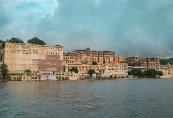 Golden Triangle with Udaipur and Goa